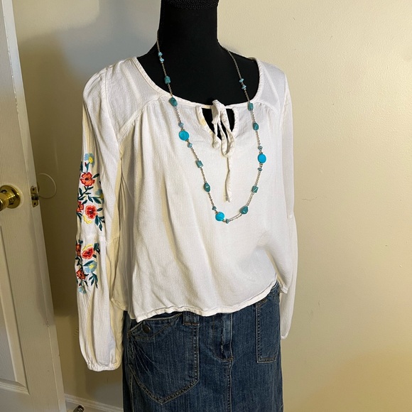 Hollister Tops - Hollister Sheet Floral Embroidered White Women's Top